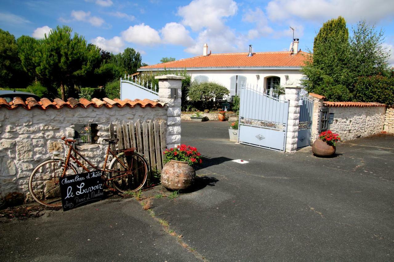 Fontaines  Maison D'Hotes Le Lavoir מראה חיצוני תמונה