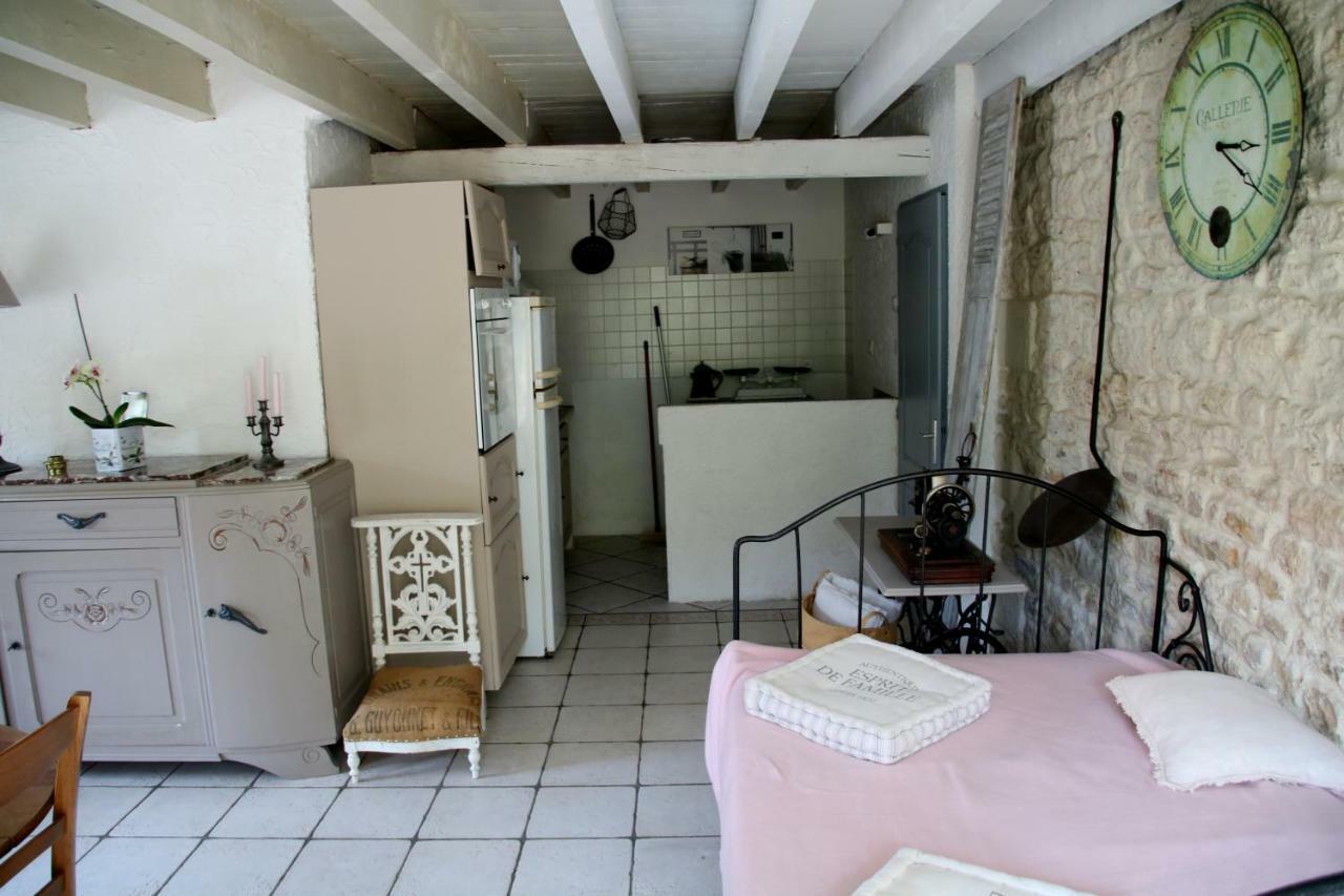 Fontaines  Maison D'Hotes Le Lavoir מראה חיצוני תמונה